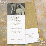 Invitación 50 Aniversario del Boda de Heart Confetti Foto RSV<br><div class="desc">Una tarjeta todo en una invitación y rsvp para que puedas personalizar con tu foto boda favorita y tus detalles especiales de la celebración del 50 aniversario del boda dorado en la tipografía de oro de moda. El reverso presenta confeti de corazón de amor dorado. La invitación incluye una tarjeta...</div>