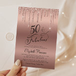 Invitación 50 Fabuloso Rosa Purpurina Fiesta de Cumpleaños de<br><div class="desc">Elegante y moda 50 cumpleaños invitación con "50 & Fabulous" escrito en un guión elegante contra un rosa de fondo dorado,  con un rosa purpurina de imitación de oro goteando desde arriba. Puedes personalizar con su nombre y los detalles del fiesta.</div>