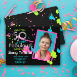 Invitación 50 y fabuloso cumpleaños de la bandeja de pintura<br><div class="desc">Celebra tu cumpleaños 50 con un diseño de bandeja de pintura rosa,  azul y verde retro de los 80 creado a partir de mi diseño pintado a mano sobre un fondo negro con una plantilla de foto personalizado.</div>