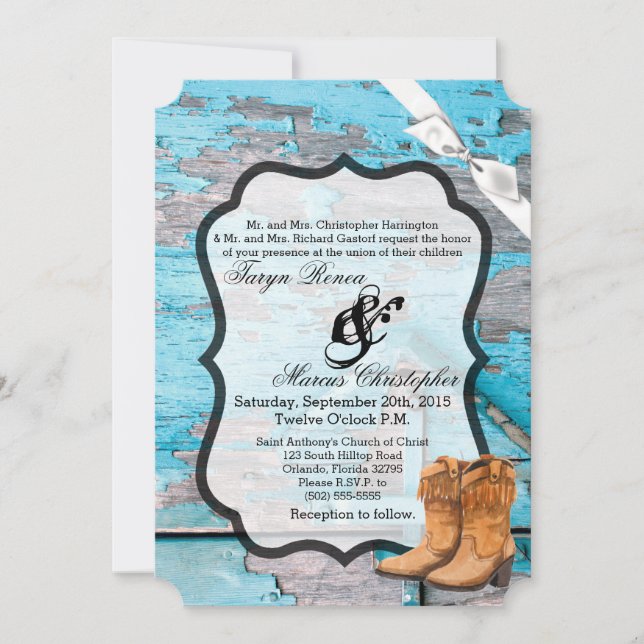 Invitación 5 x 7 Boots en la puerta de la Casa de la Madera A (Anverso)