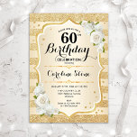 Invitación 60.º cumpleaños - Bandas de oro Rosas blancas<br><div class="desc">60.ª Invitación de cumpleaños. Elegante diseño floral en oro y blanco. Presenta franjas de oro purpurina falsas,  letra de guión elegante de rosas blancas y confeti. Perfecto para una fiesta de cumpleaños glam.</div>