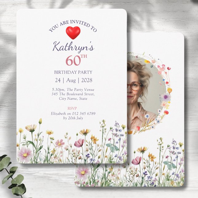 Invitación 60.º cumpleaños Jardín Floral Wild Meadow Photo (60th birthday party invitations with wild garden meadow flowers on a grey wood background)