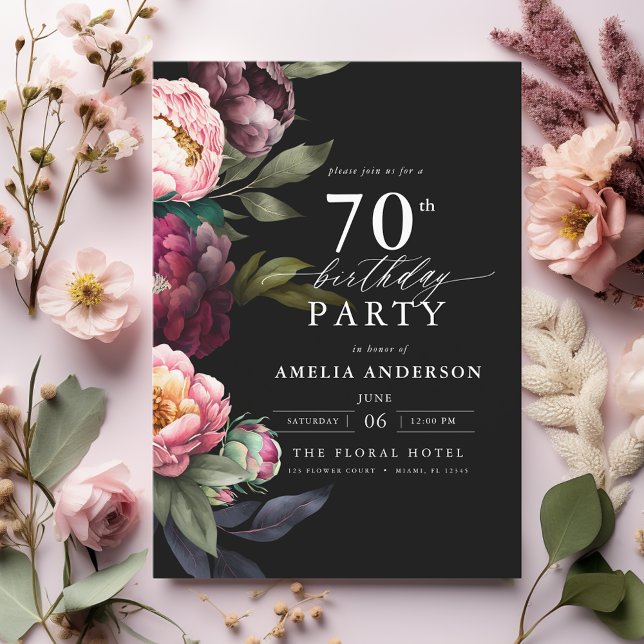 Invitación 70.º cumpleaños Moody Burgundy Rubor Floral (Subido por el creador)