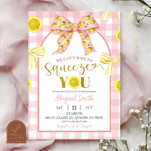 Invitación a baby shower con lazo rosa y limón ama