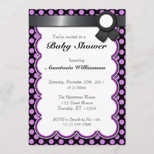 Invitación a Baby Shower con punto de polka morado