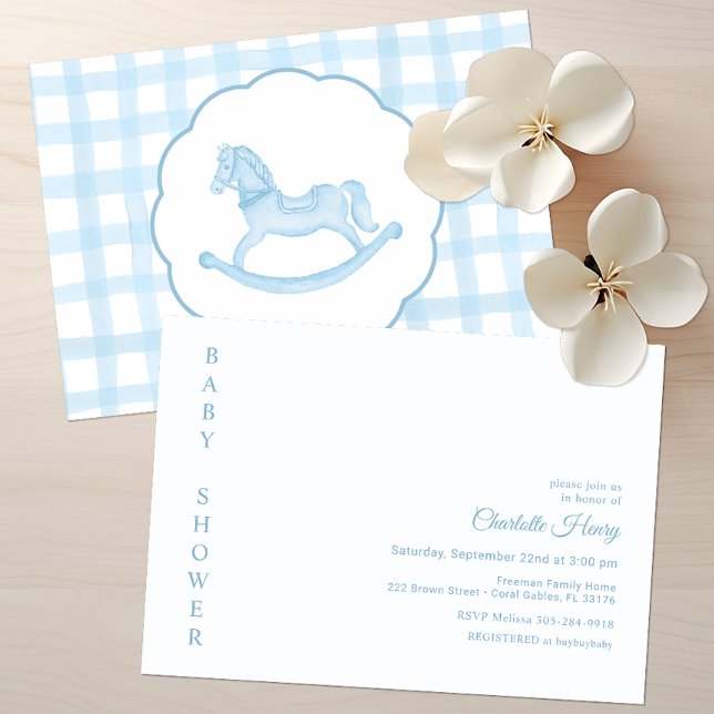 Invitación a Baby Shower de Blue Gingham Rocking H (Blue Rocking Horse Gingham Baby Shower Invitation)
