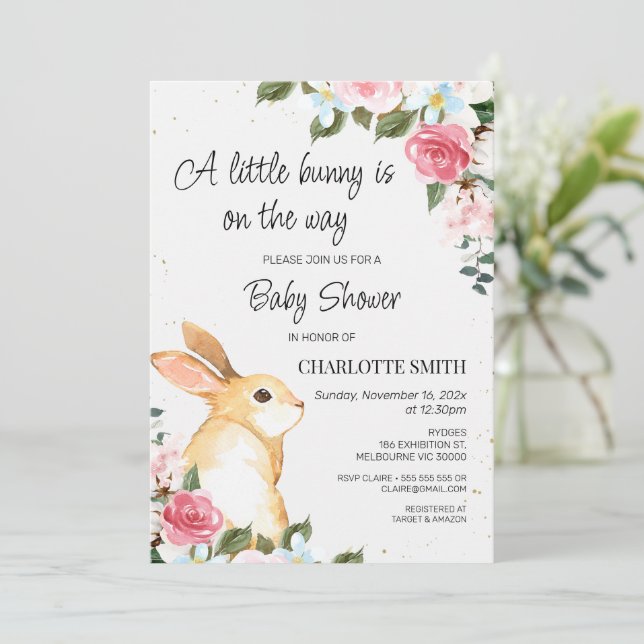 Invitación a Baby Shower de conejito floral de mod (Anverso de pie)