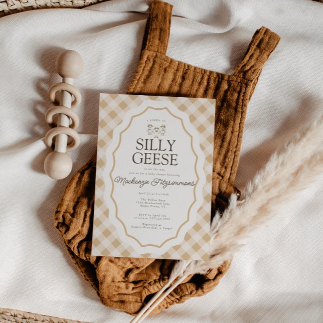 Invitación a Baby Shower de Silly Goose Gingham Tr (Gingham Goose Baby Shower triplet invite)