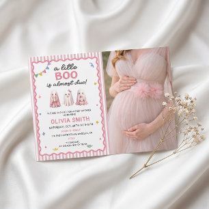 Invitación a baby shower de una niña con rayas y u