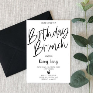 Invitación a brunch de cumpleaños mínimo en blanco