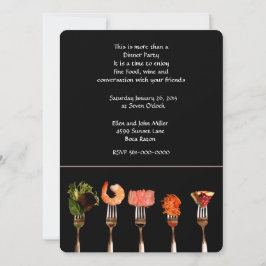 Invitación a cena con comida moderna en tenedores