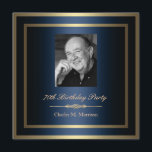 Invitación a cumplir 70 años - Foto<br><div class="desc">Si necesita colores personalizados o ayuda para crear su invitación,  no dude en ponerse en contacto conmigo en zazzlepartydepot@gmail.com. ¡Espero con ganas escuchar de ti!</div>