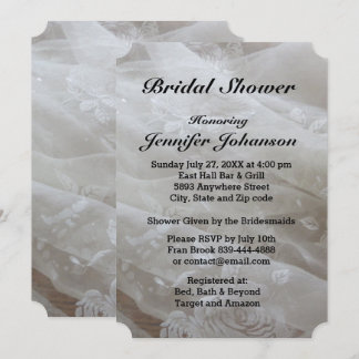 Invitación a ducha de novia con un vestido de boda