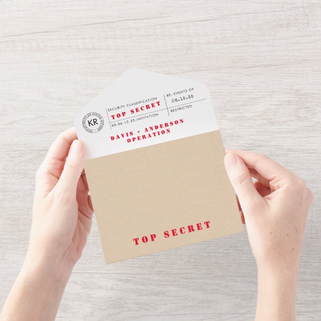 Invitación a espía de agente secreto (Apertura)