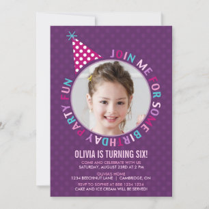 Invitación a fiesta de cumpleaños de Gorras morado