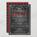 Invitación a Fiesta de Navidades de chalkboard y d<br><div class="desc">Un fondo de pizarra en la parte delantera con un clásico búfalo rojo en la parte trasera,  no puede tener más color que eso.  Fácil de personalizar con la información de su fiesta.</div>