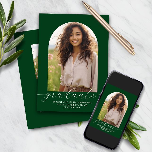 Invitación a graduación 2 fotos Arch Green (Subido por el creador)