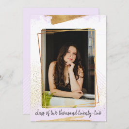 Invitación a graduación con marco de color púrpura