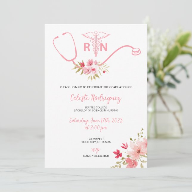 Invitación a graduación de enfermería Flores rosas (Anverso de pie)
