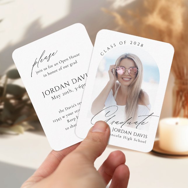 Invitación a graduación de foto de arco de guiones (Mini Elegant Script Arch Photo Graduation Invite)