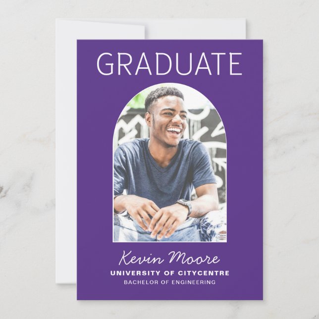 Invitación a graduación de foto de arco morado (Anverso)