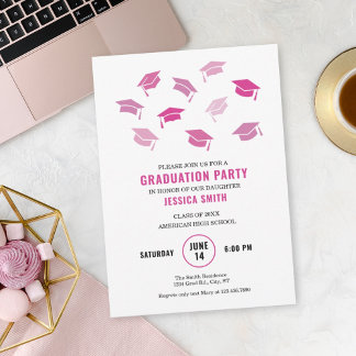 Invitación a graduación de las tapas rosadas moder