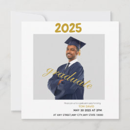 Invitación a graduación de oro moderno y magnético