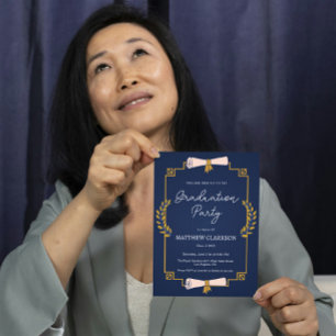 Invitación a graduación por Diploma y Laurel