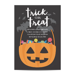 Invitación a Halloween con dulces y tratamientos