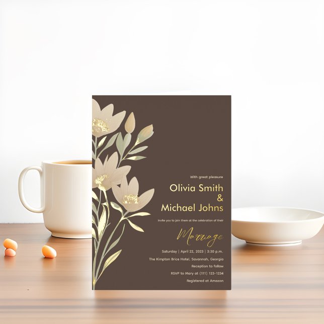 Invitación a la boda de chocolate y crema con flor (Subido por el creador)