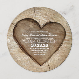 Invitación a la boda de corazón de madera esculpid