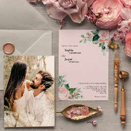 Invitación a la boda de fotos rosadas florales en