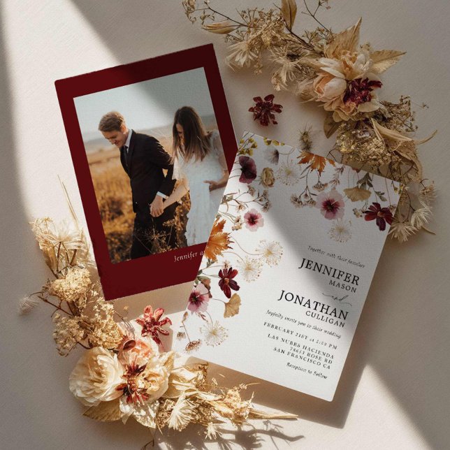 Invitación a la boda de la foto floral de Burgundy (Boho Burgundy Fall Wedding Invitation)