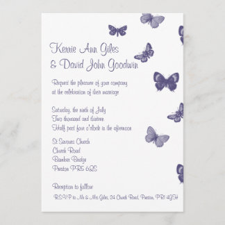 Invitación a la boda de mariposas púrpura y blanca