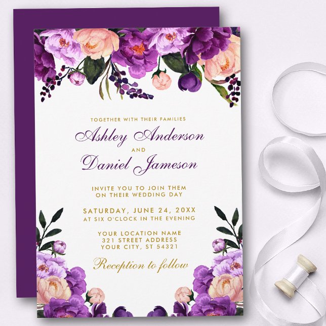 Invitación a la Boda de Oro Morado Floral (Customize to change text color, style, add text & photos to back or change color of back of card.)