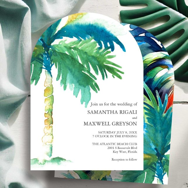 Invitación a la boda de palmeras inspiradas en el  (Palm tree wedding invitations watercolor art by Victoria Grigaliunas of Do Tell A Belle)