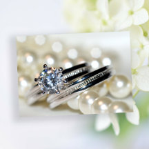 Invitación a la boda de Rings and White Pearls