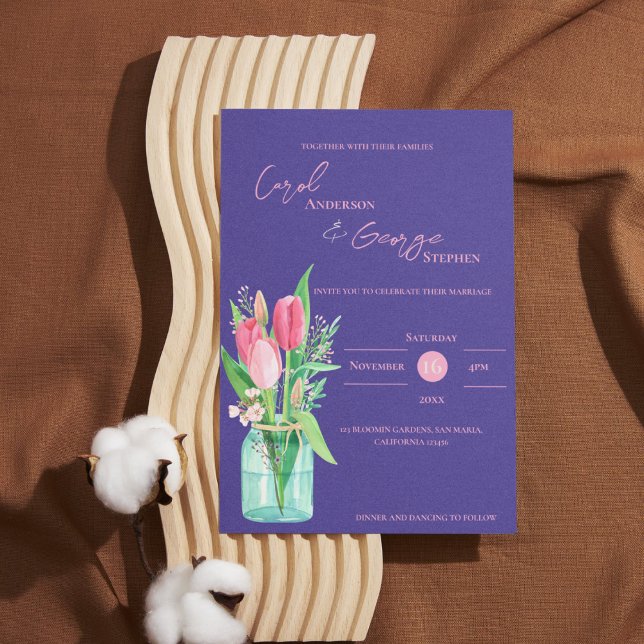 Invitación a la boda de Tulip Mason Jar en morado  (Purple & Blush Tulip Mason Jar Wedding Invitation)