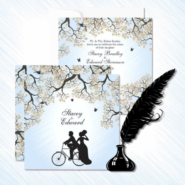 Invitación a la boda en bicicleta de Blue Skies Fa (Beautiful blue sky country bicycle bride and groom wedding invitation. )