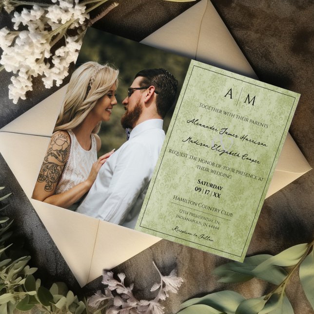 Invitación a la boda en un monograma de Damasco ve (Green Photo Damask Monogram Wedding Invitation)