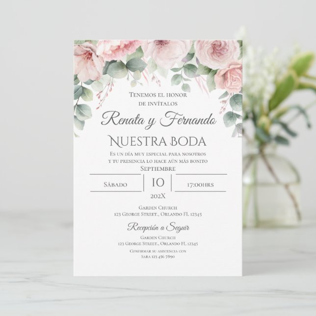 Invitación a la boda española con flores rosadas (Anverso de pie)