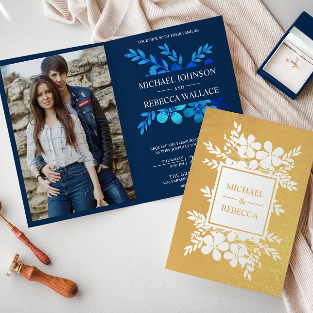 Invitación a la boda floral azul de la Marina de R (Subido por el creador)