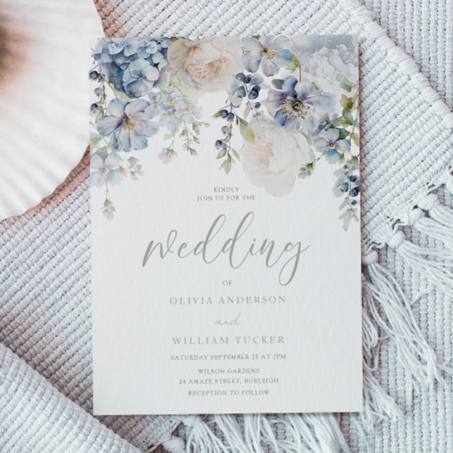 Invitación a la boda floral azul y blanca turbia (Subido por el creador)