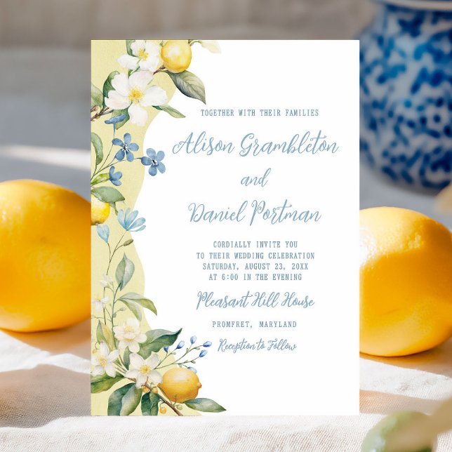 Invitación a la boda floral de La Dolce Vita Lemon (Celebrate your big day with this lemon and wildflower invite inspired by vibrant Italian living.)