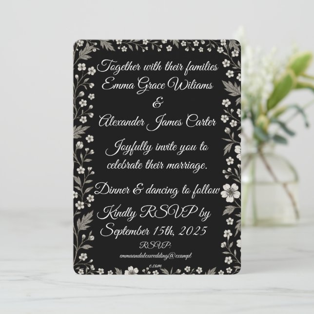 Invitación a la boda floral negra con elegante bla (Anverso de pie)