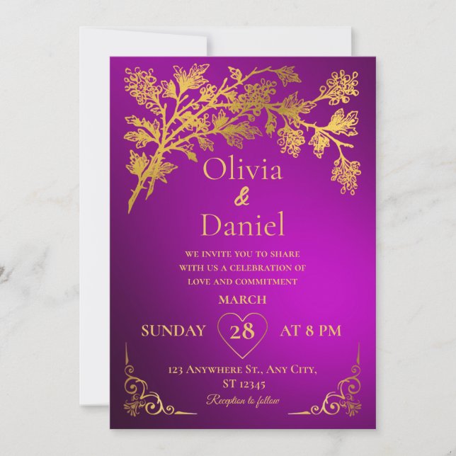 Invitación a la boda floral real morada y dorada (Anverso)