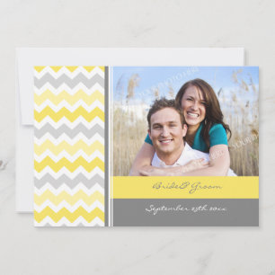 Invitación a la boda fotográfica Chevron amarillo 