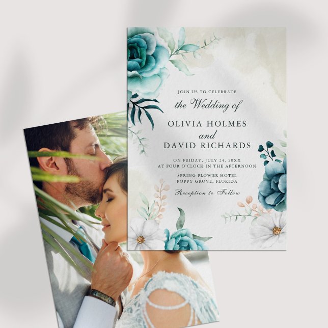 Invitación a la boda fotográfica de flores silvest (Off-White Teal Wildflowers Photo Wedding Invite on a white table.)