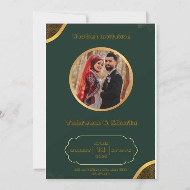 Invitación a la boda india de oro y verde oscuro (Anverso)