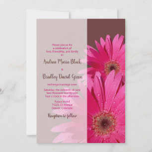 Invitación a la boda marrón y rosa de Gerbera Dais